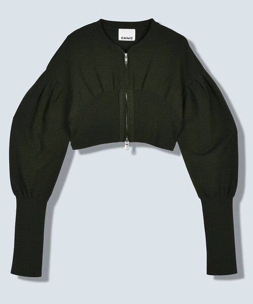 OMMO(オーエムエムオー)の「【OMMO(オーエムエムオー)】VOLUME SLEEVE ZIP KT CD/ボリュームスリーブジップニットカーディガン(カーディガン/ボレロ・レディース・ブラック/カーキ/ブルー・FREE)」の3枚目の写真