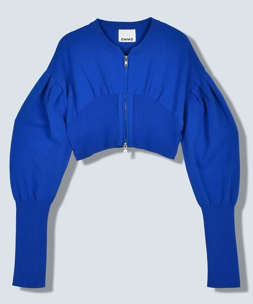 OMMO(オーエムエムオー)の「【OMMO(オーエムエムオー)】VOLUME SLEEVE ZIP KT CD/ボリュームスリーブジップニットカーディガン(カーディガン/ボレロ・レディース・ブラック/カーキ/ブルー・FREE)」の1枚目の写真
