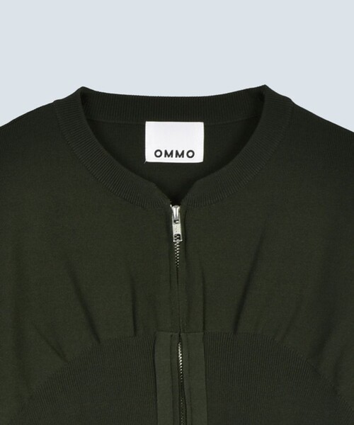 OMMO(オーエムエムオー)の「【OMMO(オーエムエムオー)】VOLUME SLEEVE ZIP KT CD/ボリュームスリーブジップニットカーディガン(カーディガン/ボレロ・レディース・ブラック/カーキ/ブルー・FREE)」の15枚目の写真