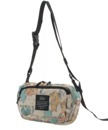 キウ KiU 300D FRONT POCKET MINI SHOULDER BAG