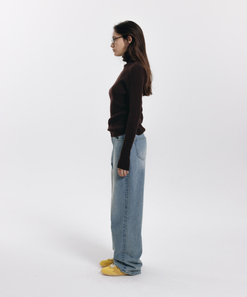 haag(ヘイグ)の「a classic turtle neck (dark brown)(ニット/セーター・レディース・その他・FREE)」の7枚目の写真