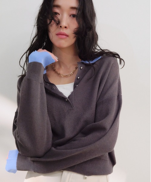 Shelly island(シェリーアイランド)の「レイヤード見えポロプルオーバー(ニット/セーター・レディース・チャコールグレー/ホワイト・FREE)」の4枚目の写真