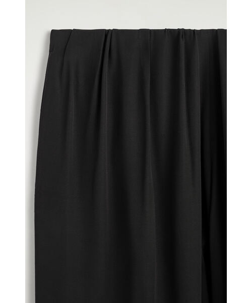 COS(コス)の「エラスティック ツイル ストレートレッグパンツ(その他パンツ・レディース・ブラック・36)」の15枚目の写真