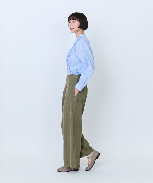 LOISIR(ロワズィール)の「コットン細コールBOXタックワイドパンツ(その他パンツ・レディース・オレンジ/カーキ/ベージュ/チャコールグレー・38/40)」の15枚目の写真