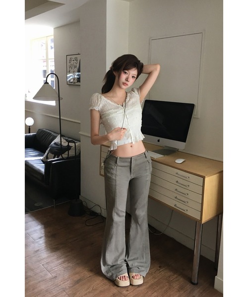 modimood（モディムード）の「フレアフィットセミブーツカットコットンポケットパンツ（その他パンツ・レディース・ブラック/ライトカーキ・LARGE/MEDIUM/SMALL）」の6枚目の写真