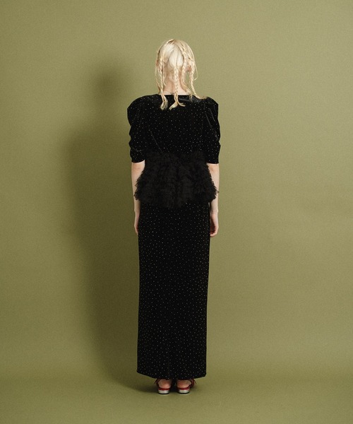 et.UNiVER(エトユニベール)の「Velour Peplum Separate-Look Dress(ドレス・レディース・ブラウン/ブラック/ベージュ・MEDIUM/SMALL/LARGE)」の6枚目の写真