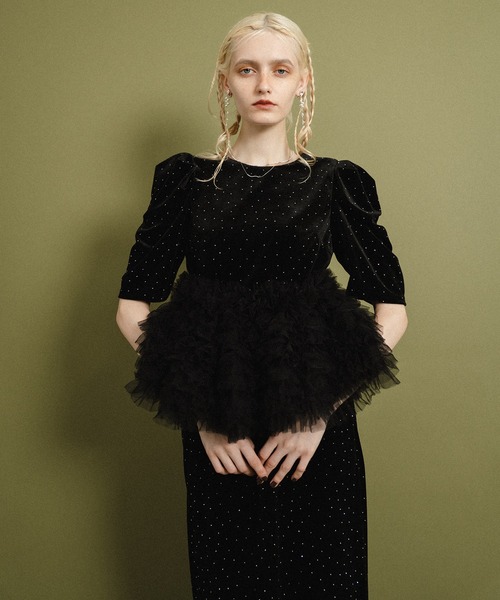et.UNiVER(エトユニベール)の「Velour Peplum Separate-Look Dress(ドレス・レディース・ブラウン/ブラック/ベージュ・MEDIUM/SMALL/LARGE)」の9枚目の写真