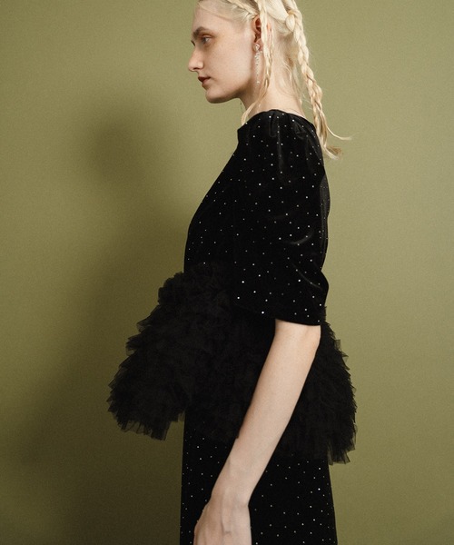 et.UNiVER(エトユニベール)の「Velour Peplum Separate-Look Dress(ドレス・レディース・ブラウン/ブラック/ベージュ・MEDIUM/SMALL/LARGE)」の13枚目の写真