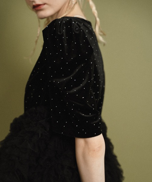 et.UNiVER(エトユニベール)の「Velour Peplum Separate-Look Dress(ドレス・レディース・ブラウン/ブラック/ベージュ・MEDIUM/SMALL/LARGE)」の14枚目の写真