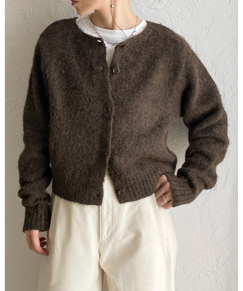 She's Closet(シーズクローゼット)の「ウール混 クルーネック ショート丈 長袖 モヘアタッチ シャギーニットカーディガン(カーディガン/ボレロ・レディース・オフホワイト/ブラック/ブラウン/グレー・FREE)」の7枚目の写真