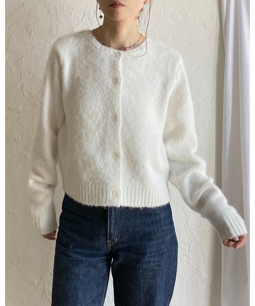 She's Closet(シーズクローゼット)の「ウール混 クルーネック ショート丈 長袖 モヘアタッチ シャギーニットカーディガン(カーディガン/ボレロ・レディース・オフホワイト/ブラック/ブラウン/グレー・FREE)」の8枚目の写真