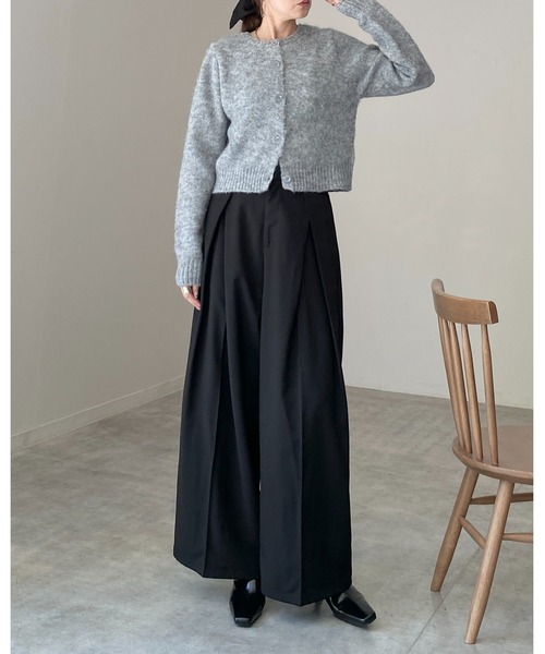 She's Closet(シーズクローゼット)の「ウール混 クルーネック ショート丈 長袖 モヘアタッチ シャギーニットカーディガン(カーディガン/ボレロ・レディース・オフホワイト/ブラック/ブラウン/グレー・FREE)」の14枚目の写真
