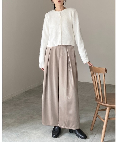 She's Closet(シーズクローゼット)の「ウール混 クルーネック ショート丈 長袖 モヘアタッチ シャギーニットカーディガン(カーディガン/ボレロ・レディース・オフホワイト/ブラック/ブラウン/グレー・FREE)」の16枚目の写真