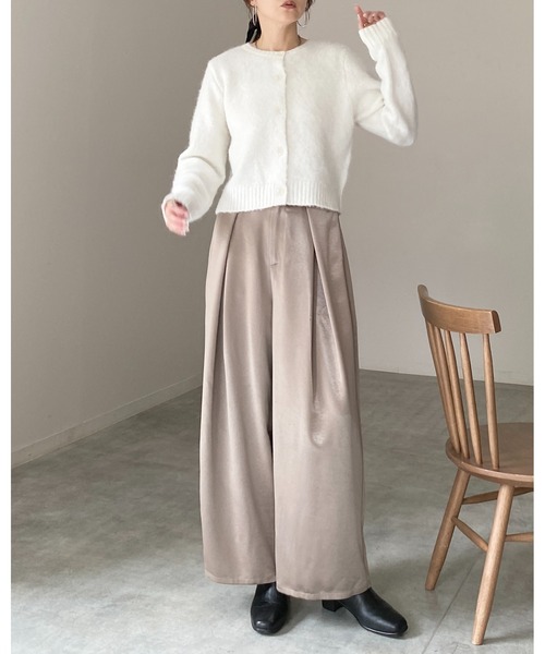 She's Closet(シーズクローゼット)の「ウール混 クルーネック ショート丈 長袖 モヘアタッチ シャギーニットカーディガン(カーディガン/ボレロ・レディース・オフホワイト/ブラック/ブラウン/グレー・FREE)」の17枚目の写真