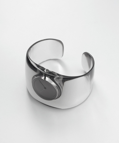 ISSEY MIYAKE（イッセイミヤケ）の「Web限定 ISSEY MIYAKE O Bold NYAS002 Bold gray（アナログ腕時計・レディース・チャコールグレー・FREE）」の6枚目の写真