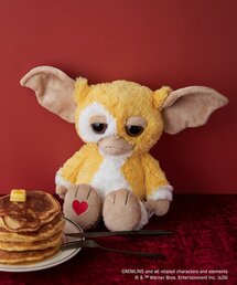 BIRTHDAY BAR | 【GREMLINS グレムリン】ギズモ バターイエロー ぬいぐるみ 35cm(おもちゃ)