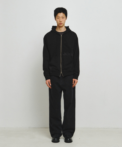 ENDOOR（エンドア）の「Scar ジップアップパーカー（ブラック）（パーカー・レディース・ブラック・LARGE/MEDIUM）」の2枚目の写真