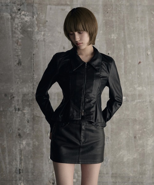 SOI.KUROI(ソイクロイ)の「peplum leather touch jacket / ペプラムレザータッチジャケット(ライダースジャケット・レディース・ブラック・FREE)」の8枚目の写真