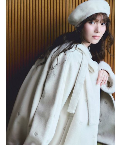 SNIDEL(スナイデル)の「【WEB限定】ファー付きリボンブローチコート(チェスターコート・レディース・ピンク/ブラック/アイボリー・0/1)」の10枚目の写真