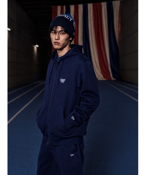 NEW ERA（ニューエラ）の「Tech Sweat Full-Zip Hoodie（パーカー・メンズ・ブラック/グレー/ネイビー・XX-LARGE/X-LARGE/LARGE/MEDIUM/SMALL）」の3枚目の写真