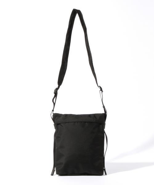 STANDARD SUPPLY（スタンダードサプライ）の「STANDARD SUPPLY×BEAMS PLUS / 別注 ミニショルダーバッグ（ボディバッグ/ウエストポーチ・メンズ・ネイビー/ブラック/オリーブ・ONE SIZE）」の10枚目の写真