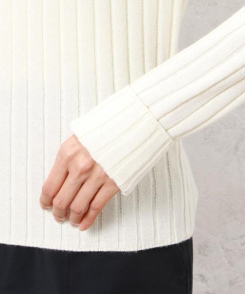 green label relaxing(グリーンレーベルリラクシング)の「KF HandWash FLC RIB H/Nカフス ニット◆(ニット/セーター・レディース・オフホワイト/ライトグレー/ブラウン/ネイビー・FREE)」の15枚目の写真