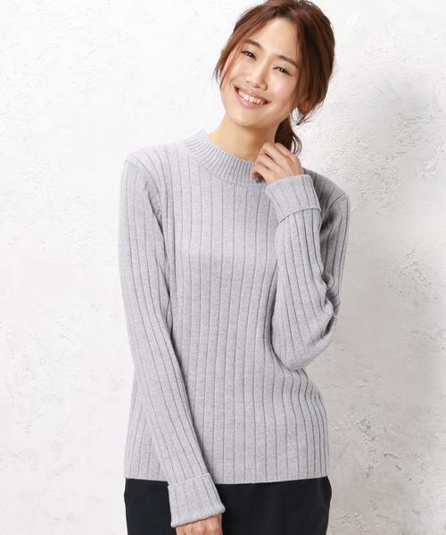 green label relaxing(グリーンレーベルリラクシング)の「KF HandWash FLC RIB H/Nカフス ニット◆(ニット/セーター・レディース・オフホワイト/ライトグレー/ブラウン/ネイビー・FREE)」の17枚目の写真