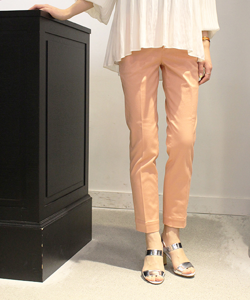 MARIEBELLE　JEAN（マリベルジーン）の「トラウザー テーパード カラーパンツ    BELLINI(ベリーニ)（スラックス・レディース・ペールイエロー/ピンクベージュ/サーモンピンク/エメラルド/オレンジ系その他/スカイブルー/グリーン・24inch/26inch/23inch/27inch/25inch）」の20枚目の写真
