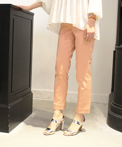 MARIEBELLE　JEAN（マリベルジーン）の「トラウザー テーパード カラーパンツ    BELLINI(ベリーニ)（スラックス・レディース・ペールイエロー/ピンクベージュ/サーモンピンク/エメラルド/オレンジ系その他/スカイブルー/グリーン・24inch/26inch/23inch/27inch/25inch）」の17枚目の写真