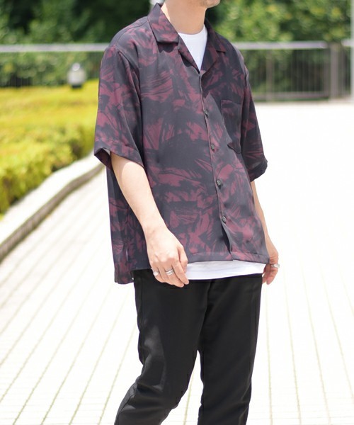 STUDIOUS(ステュディオス)の「【STUDIOUS】シャドーリーフオーバーサイズオープンカラーシャツ(シャツ/ブラウス・メンズ・ネイビー/ワイン・2/1)」の4枚目の写真