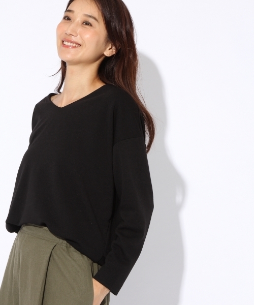 niko and...（ニコアンド）の「マルチファンクションVプルオーバー（Tシャツ/カットソー・レディース・ブラック/ネイビー/パープル/キャメル/クリーム/オフホワイト・LARGE/MEDIUM）」の3枚目の写真