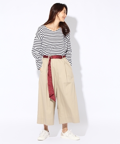 niko and...（ニコアンド）の「マルチファンクションVプルオーバー（Tシャツ/カットソー・レディース・ブラック/ネイビー/パープル/キャメル/クリーム/オフホワイト・LARGE/MEDIUM）」の15枚目の写真