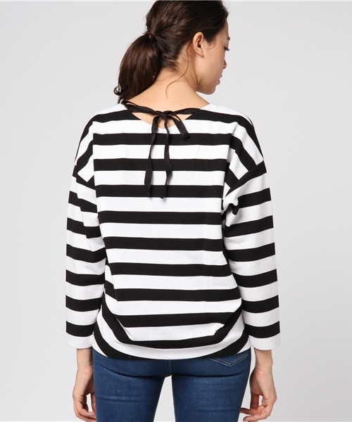 niko and...（ニコアンド）の「マルチファンクションVプルオーバー（Tシャツ/カットソー・レディース・ブラック/ネイビー/パープル/キャメル/クリーム/オフホワイト・LARGE/MEDIUM）」の9枚目の写真