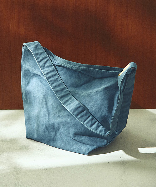 Butler Verner Sails(バトラーヴァーナーセイルス)の「Butler Verner Sails/反応染6号キャンバスアンティックトート/JA-2125/日本製(ショルダーバッグ・レディース・ブラック/グレイッシュブルー/キャメル・FREE)」の1枚目の写真