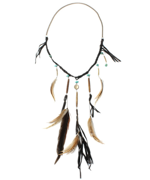 goa フェザーネックレス　長袖カットソー goa（ゴア）の「三つ編レザー ターコイズ付 フェザーネックレス