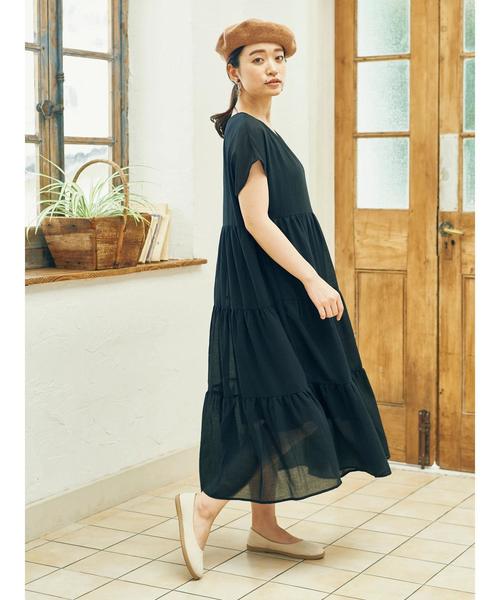 earth music&ecology（アースミュージックアンドエコロジー）の「・Vネックティアードワンピース　●（ワンピース・レディース・ブラック/ダークグリーン/ネイビー・FREE）」の16枚目の写真