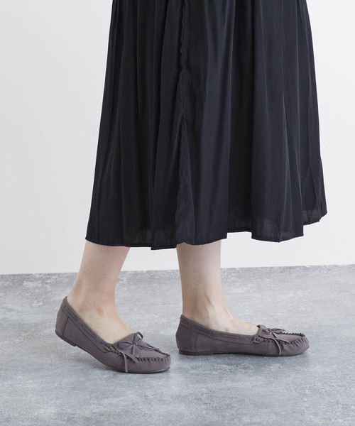 LUGG NAGG（ラグナグ）の「【Le son/ル ソン】スエード リボン モカシン（モカシン/デッキシューズ・レディース・ブラック/レッド/イエロー/モカ/グレー/ライトブラウン・22.5cm/23.5cm/24.5cm）」の16枚目の写真