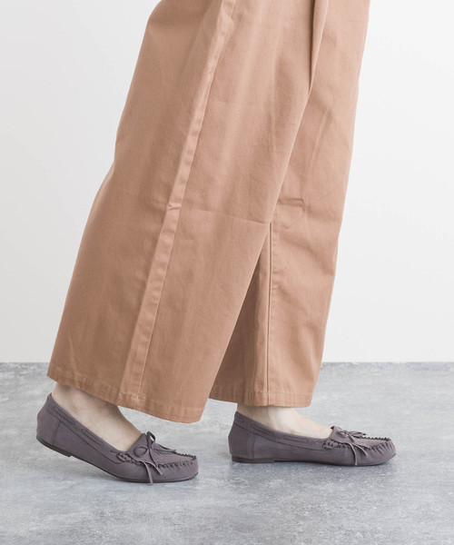 LUGG NAGG（ラグナグ）の「【Le son/ル ソン】スエード リボン モカシン（モカシン/デッキシューズ・レディース・ブラック/レッド/イエロー/モカ/グレー/ライトブラウン・22.5cm/23.5cm/24.5cm）」の14枚目の写真