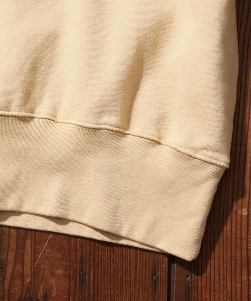LEVI'S VINTAGE CLOTHING(リーバイスビンテージクロージング)の「LEVI'S(R) VINTAGE CLOTHING ベイメドウズ スウェットシャツ CUSTARD(スウェット・メンズ・マルチ・S)」の5枚目の写真