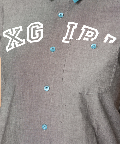 X-girl（エックスガール）の「BI-COLOR S/S SHIRT（シャツ/ブラウス・レディース・ブラック/レッド/イエロー/ネイビー・1/2）」の7枚目の写真