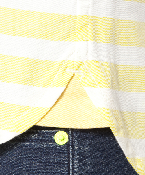 X-girl（エックスガール）の「BI-COLOR S/S SHIRT（シャツ/ブラウス・レディース・ブラック/レッド/イエロー/ネイビー・1/2）」の12枚目の写真