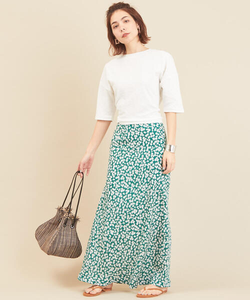 BEAUTY&YOUTH UNITED ARROWS(ビューティーアンドユースユナイテッドアローズ)の「BY∴ バッククロスカットソー(Tシャツ/カットソー・レディース・ホワイト/ネイビー/コバルトブルー・FREE)」の4枚目の写真