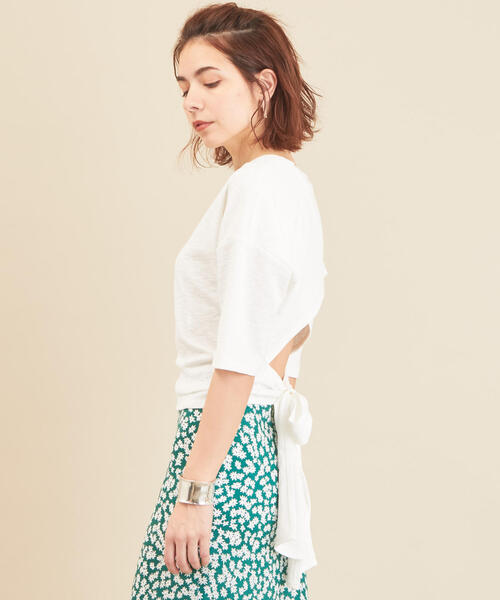 BEAUTY&YOUTH UNITED ARROWS(ビューティーアンドユースユナイテッドアローズ)の「BY∴ バッククロスカットソー(Tシャツ/カットソー・レディース・ホワイト/ネイビー/コバルトブルー・FREE)」の19枚目の写真
