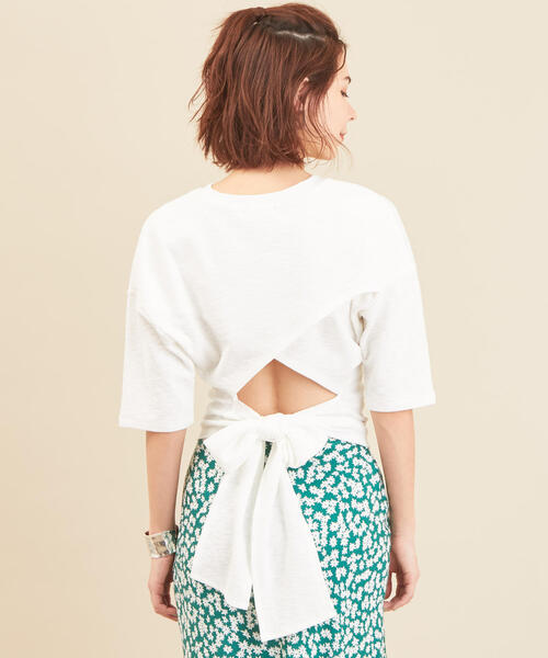 BEAUTY&YOUTH UNITED ARROWS(ビューティーアンドユースユナイテッドアローズ)の「BY∴ バッククロスカットソー(Tシャツ/カットソー・レディース・ホワイト/ネイビー/コバルトブルー・FREE)」の20枚目の写真