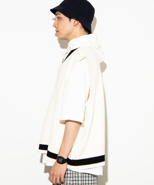 WEGO(ウィゴー)の「WEGO/ラインリブチルデンニットベスト(ベスト・メンズ・ホワイト/ブラック/ベージュ/ネイビー・MEDIUM/LARGE)」の18枚目の写真