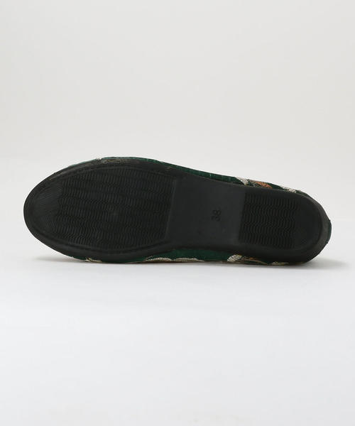 BEAUTY&YOUTH UNITED ARROWS(ビューティーアンドユースユナイテッドアローズ)の「<BE-KILLY>チャイナシューズо(その他シューズ・レディース・ホワイト/ブラック/ダークグリーン/レッド・37/39/38)」の11枚目の写真