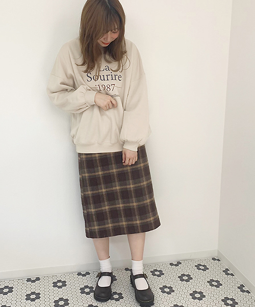 apres jour（アプレジュール）の「アソートプリント裏毛スウェット【ZOZOTOWN限定アイテム】（スウェット・レディース・ベージュ/その他/ブラック/モカ/アイボリー/ブラウン系その他/ライトベージュ・フリー）」の16枚目の写真