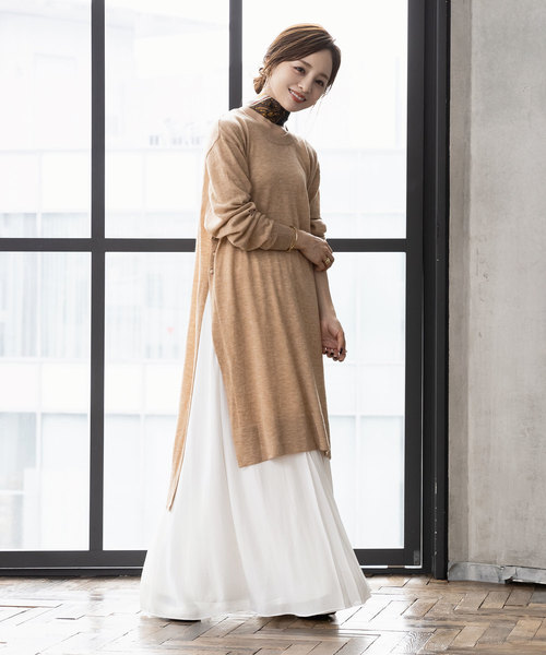 KOBE LETTUCE（コウベレタス）の「サイドスリットシアーニットトップス（ニット/セーター・レディース・ブラック/ベージュ/ブラウン/レッド・FREE）」の13枚目の写真