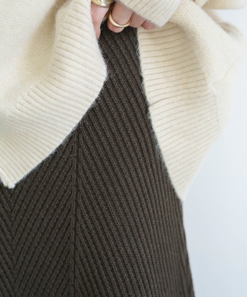 select MOCA（セレクトモカ）の「ニュアンスリブ編フレアニットスカート（スカート・レディース・ブラウン/ブラック・FREE）」の6枚目の写真