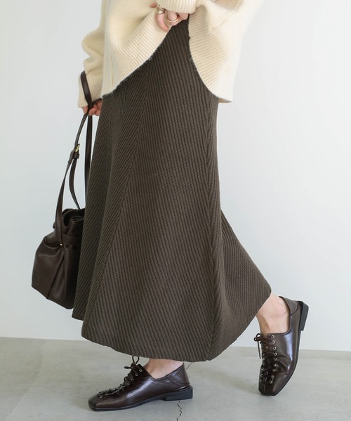 select MOCA（セレクトモカ）の「ニュアンスリブ編フレアニットスカート（スカート・レディース・ブラウン/ブラック・FREE）」の8枚目の写真